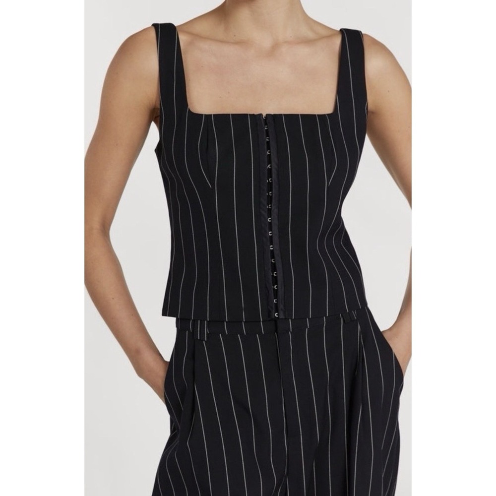 NWT Dissh Sander Navy Stripe Hook &‎ Eye Sleeveless Cropped Bustier Top Sz 6